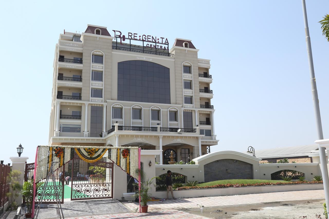 Regenta Central Indore Exterior photo